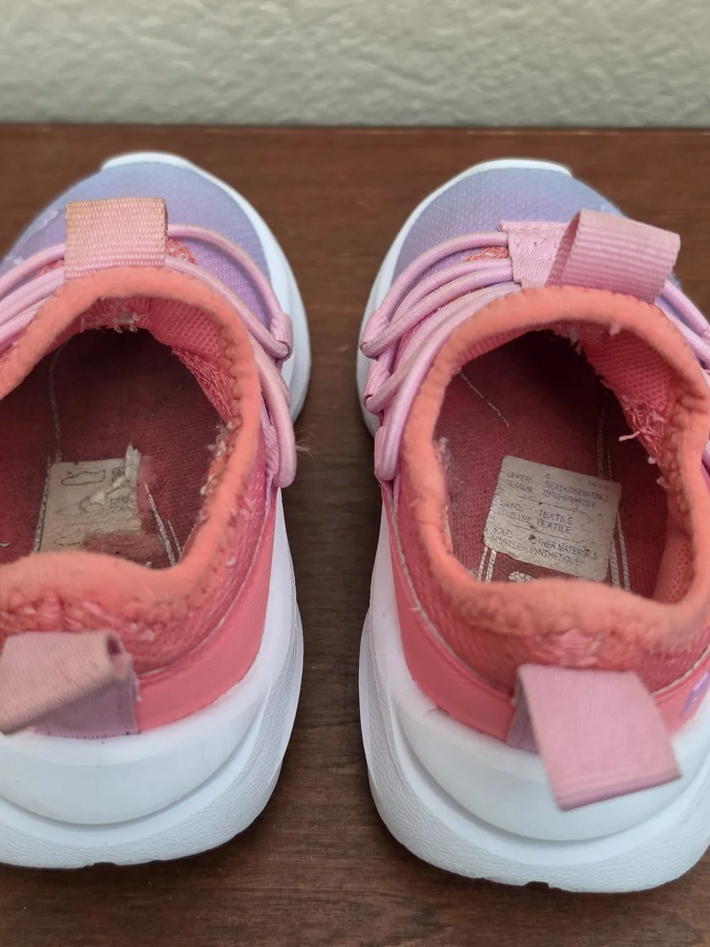 PUMA Kids Purple To Pink  Gradient Athletic Sneakers